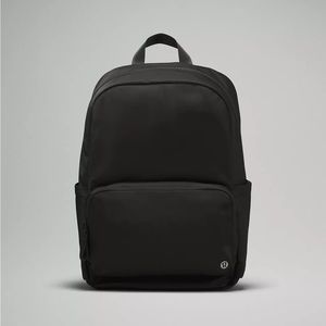 Lululemon Everywhere Backpack 22L